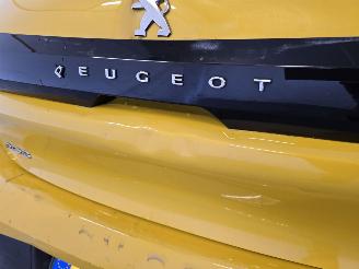 Peugeot 208 1.2 PureTech Active picture 10