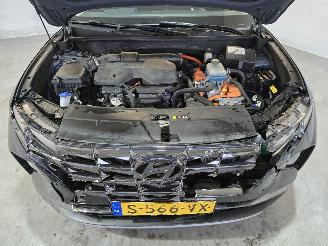 Hyundai Tucson 1.6 T-GDI PHEV C Sm picture 16