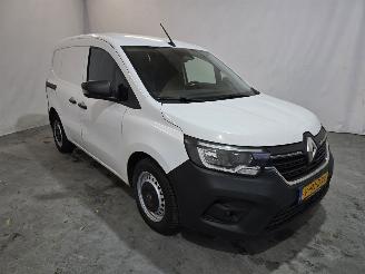 Damaged car Renault Kangoo VAN 2024/4