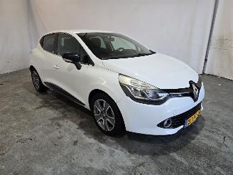 Auto incidentate Renault Clio 0.9 TCe ECO Night&Day 2014/8