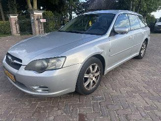 Voiture accidenté Subaru Legacy Touring Wagon 2.0 AWD 2005/7