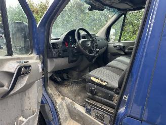 Volkswagen Crafter 30 2.0 TDI L2H1 BM picture 9