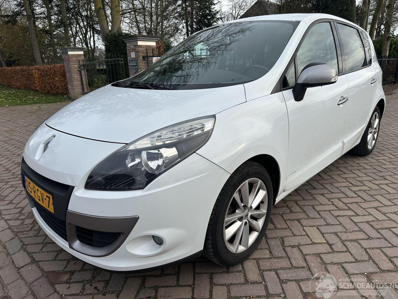 Renault Scenic 1.6 Parisiènne