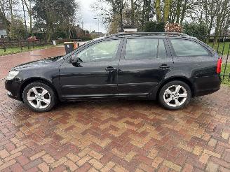 Skoda Octavia 1.6 TDI  DSG Ambition Business Line picture 2
