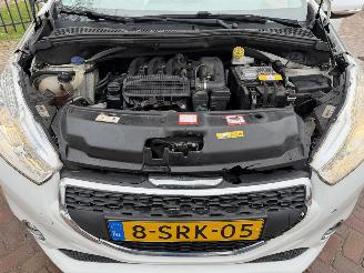 Peugeot 208 1.2 e-VTi Active  automaat picture 15