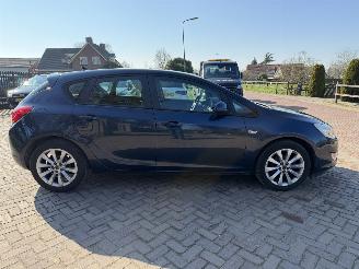 Opel Astra 1.4 Turbo picture 8