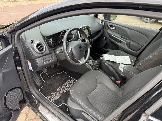 Renault Clio 0.9 TCe Eco2 Limited picture 11