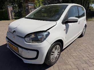 Damaged car Volkswagen Up! 1.0 move up! BlueMotion 2014/1