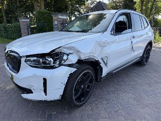 krockskadad bil auto BMW iX3 Executive 80 kWh 2021/7