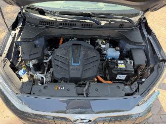Hyundai Kona EV Limited Sky 64 kWh picture 15