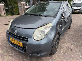 damaged passenger cars Suzuki Alto 1.0 Spirit 2011/1