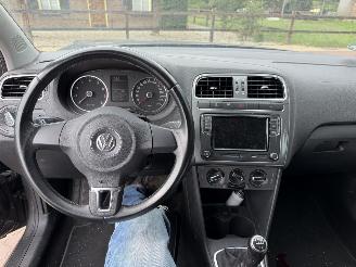 Volkswagen Polo 1.4-16V Highline picture 11