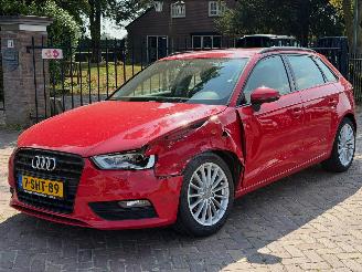 skadebil auto Audi A3 1.4 TFSI CoD Ambition Pro Line plus 2013/10