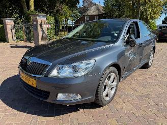 Damaged car Skoda Octavia 1.2 TSI Elegance Bns 2011/1