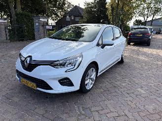 krockskadad bil auto Renault Clio 1.0 TCE ZEN 2020/1