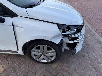 Renault Clio 1.0 TCE ZEN picture 26