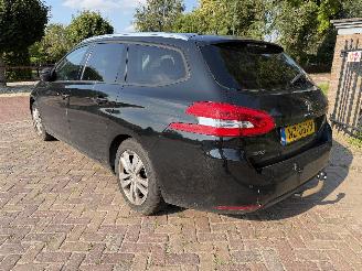 Peugeot 308 1.6 BlueHDI Blue Lease Pack picture 7