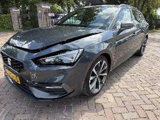 Coche accidentado Seat Leon Sportstourer 1.5 TSI FR Business Intense 2021/6