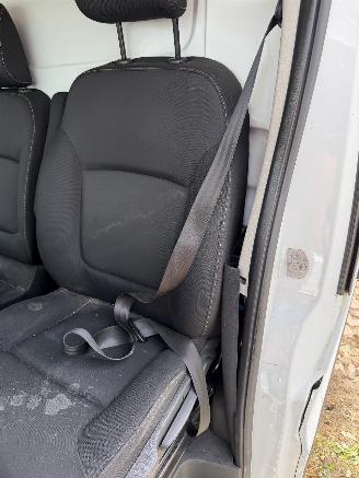 Renault Trafic 1.6 dCi T29 L2H1 Comfort picture 22