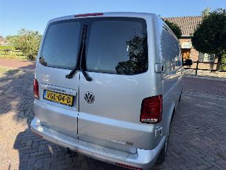 Volkswagen Transporter 2.0 TDI L2H3 32 Bulli picture 9