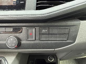 Volkswagen Transporter 2.0 TDI L2H3 32 Comfortline picture 20