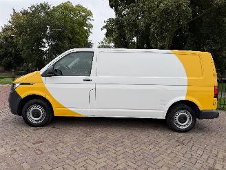 Volkswagen Transporter 2.0 TDI L2H1 picture 2