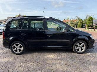 Volkswagen Touran 1.4 TSI Optive picture 5