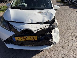 Toyota Aygo 1.0 VVT-i x-play picture 24