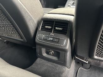 Audi A4 2.0 TDI clima/navi/velgen picture 16