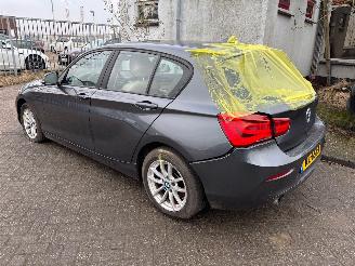 BMW 1-serie 118i picture 4