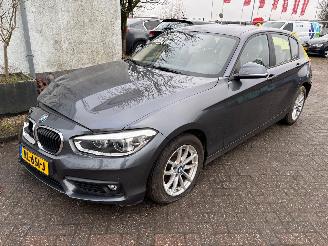uszkodzony samochody osobowe BMW 1-serie 118i 2018/1