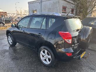 Toyota Rav-4 2.0 vvti 4x4 picture 4