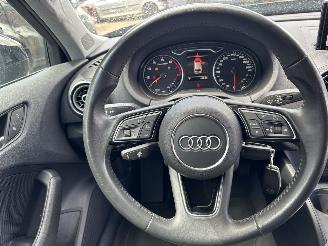 Audi A3 Sportback 1.0 tfsi airco/lm velgen picture 9