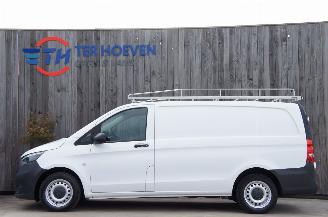 krockskadad bil auto Mercedes Vito 111 CDi Lang Airco Navi Cruise Trekhaak 84KW Euro 6 2017/2