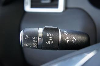 Land Rover Discovery Sport 2.0 eD4 HSE Airco Navi Pano Stuurverwarming 110KW Euro 6 picture 17