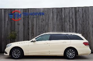 krockskadad bil auto Mercedes E-klasse E200 CDi Kombi 7-Persoons Airco Navi Cruise 100KW Euro 5 2014/7