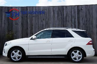 Auto incidentate Mercedes ML ML 350 AMG Pakket 4-Matic Head UP Soft Close Harman Kardon 190KW Euro 6 2015/4