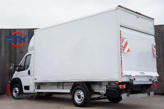 Fiat Ducato 2.3 MJT Koffer Laadklep Airco Navi Cruise 103KW Euro 6 picture 2