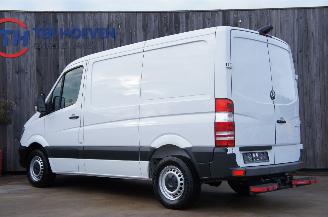 Mercedes Sprinter 313 CDi L1H1 Airco Camera 2-Persoons Trekhaak 95KW Euro 5 picture 2