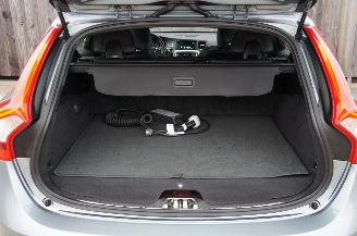 Volvo V-60 2.4 Twin Engine Hybrid D6 AWD Summum Harman Kardon Trekhaak 212KW picture 8