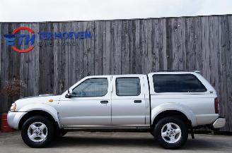 Schadeauto Nissan Navara Pick-Up 2.5 DCi Double Cab 4X4 Trekhaak Airco 98KW 2004/3