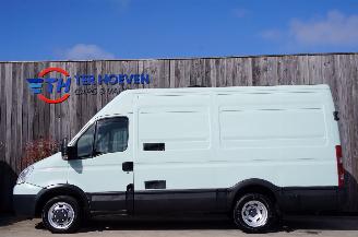 Vaurioauto  passenger cars Iveco Daily 35C15 3.0 HPi Omgebouwd voor Motorcross Luifel 107WK 2008/11