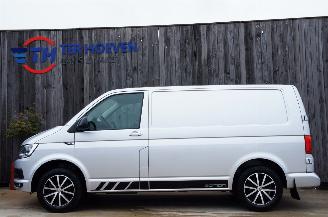 Unfallwagen Volkswagen Transporter T6 2.0 TDi L1H1 Edition-Pakket Airco Cruise Trekhaak 84KW Euro 6 2017/6