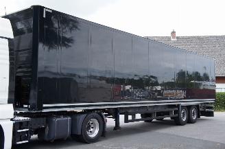 voitures remorques/semi-remorques Schmitz Cargobull  SCB*S2 Kasten Trailer Luchtvering 2017/1