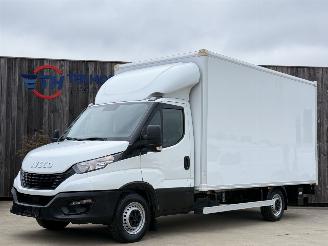 krockskadad bil bedrijf Iveco Daily 35S14 2.3 Koffer LBW Klima Kamera 2020/9