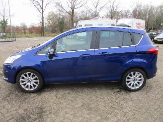 Ford B-Max 1.0 EcoBoost Titanium picture 5