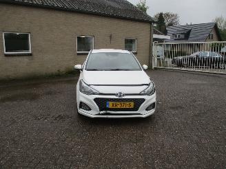 Hyundai I-20 1.0 T-GDI Comfort Aut NAP REST BPM 1200 EURO !!!!! picture 2