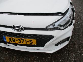 Hyundai I-20 1.0 T-GDI Comfort Aut NAP REST BPM 1200 EURO !!!!! picture 12