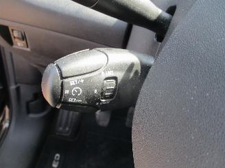 Citroën C3 picasso 1.4 VTi Tendance NAP picture 18