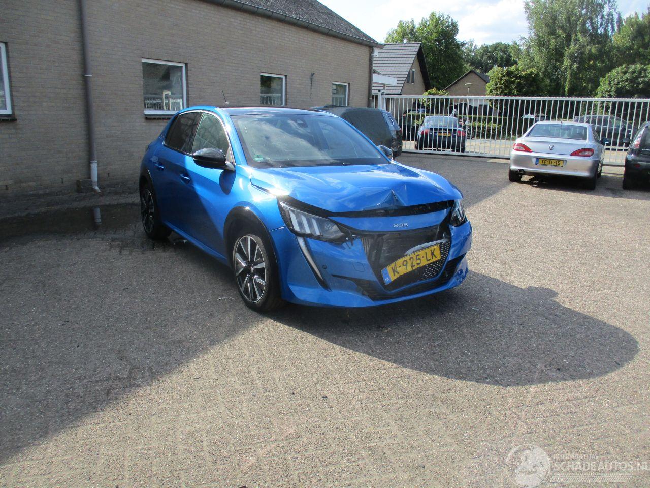 Peugeot 208 1.2 PureT GT-line 1E EIG NAP REST BPM 900 EURO !!!!